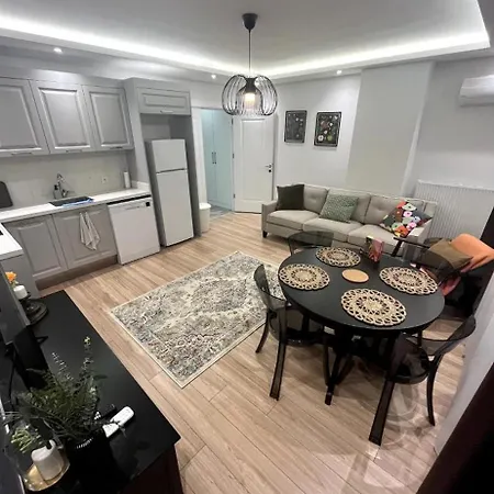 Koeyluem Residence-2 Bostanci 伊斯坦布尔