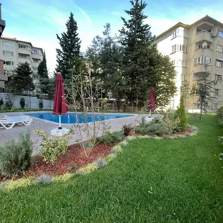 Koeyluem Residence-2 Bostanci Istanbul